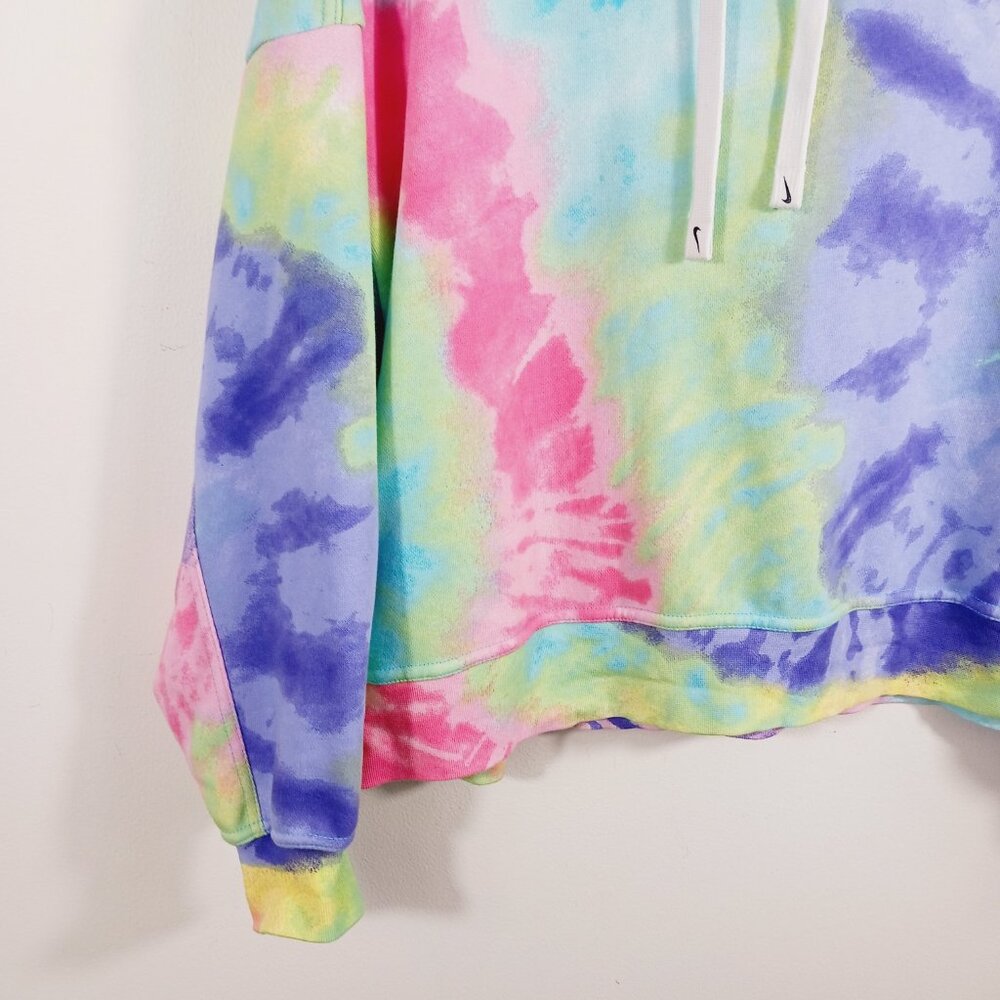 Nike Tie-Dye Pastel Hoodie in Pink, Blue, Green, Purple - Picture 6 of 16